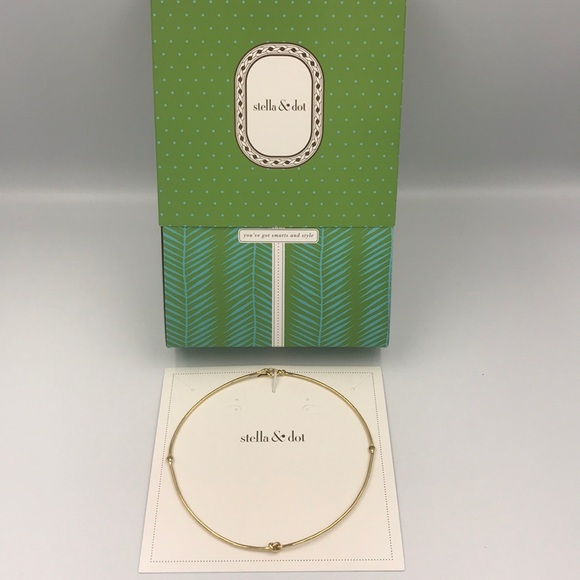 Stella & Dot Jewelry - Stella & Dot Simple Knot Collar Necklace